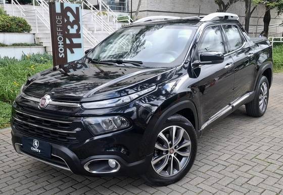 FIAT TORO 2.0 16V TURBO DIESEL VOLCANO 4WD AT9 FIAT TORO 2.0 16V TURBO DIESEL VOLCANO 4WD AT9